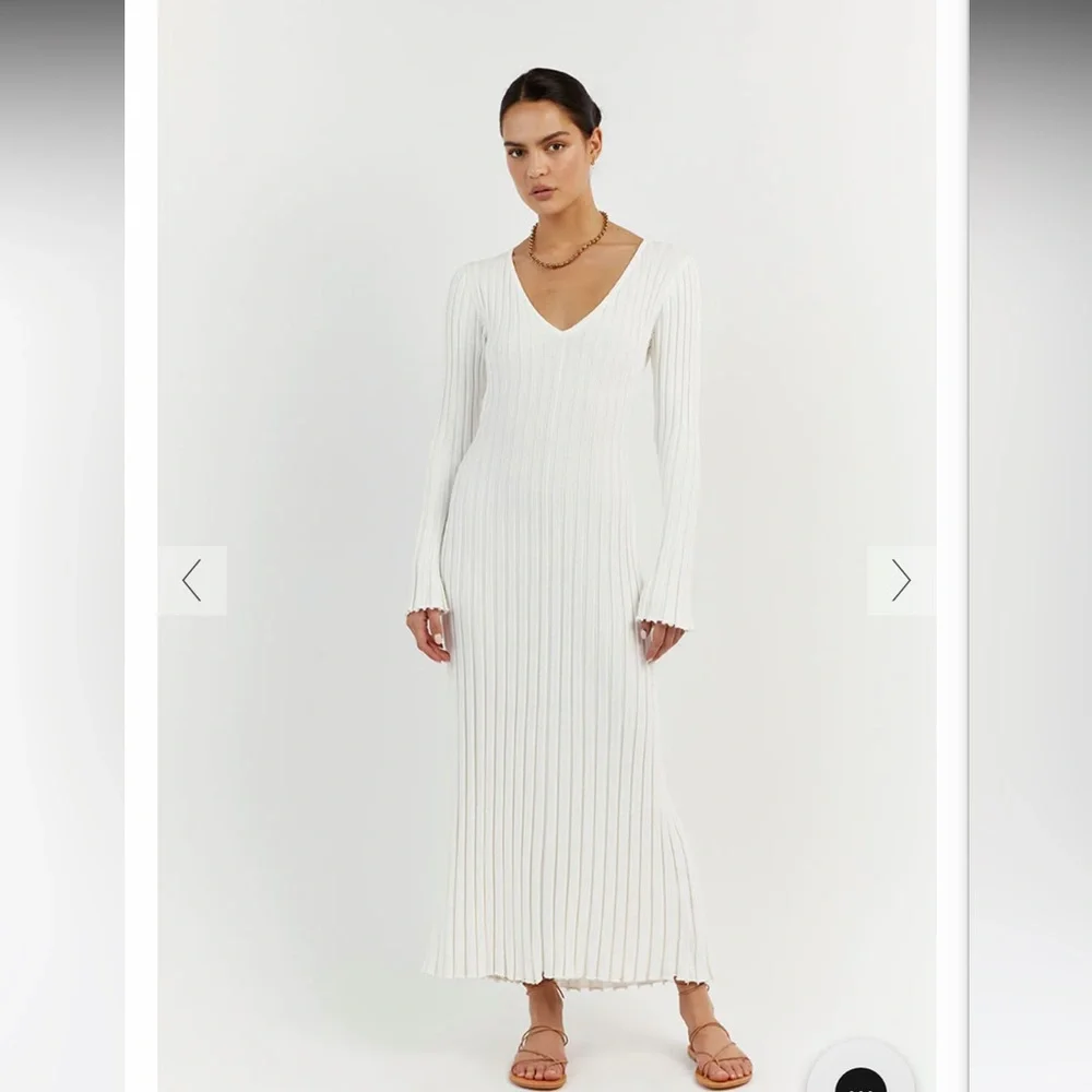 DISSH White Pleated Midi Dress - Picture 7 of 16